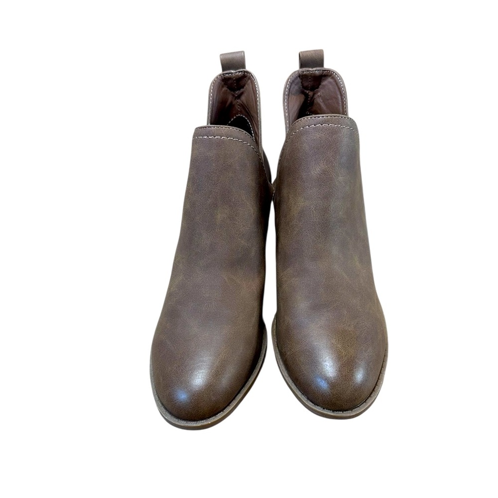 Universal Thread Brown Ankle Boots